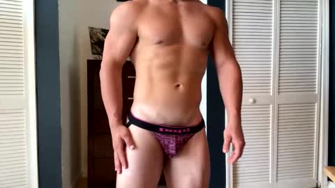 Snapshot of kinkybuffboy chatting on 02.14.25 kinkybuffboy online show from 02.14.25