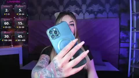 Snapshot of kinkydoll_ chatting on 07.25.26 Sara online show from 07.25.26