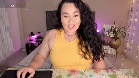 Snapshot of kinkyelise chatting on 05.24.26 Jenny online show from 05.24.26