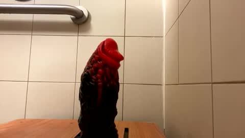 Snapshot of kinkyjudywacky chatting on 10.19.25 kinkyjudywacky online show from 10.19.25