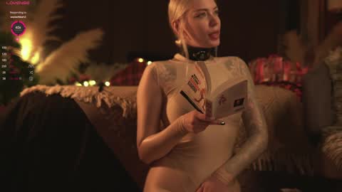 kinkylina_ online show from 12.28.24