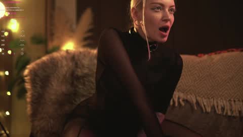 kinkylina_ online show from 01.01.25