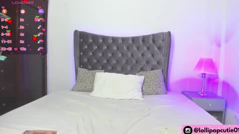 Snapshot of kinkyworld_ chatting on 01.11.25 FREE ONLYFANS online show from 01.11.25