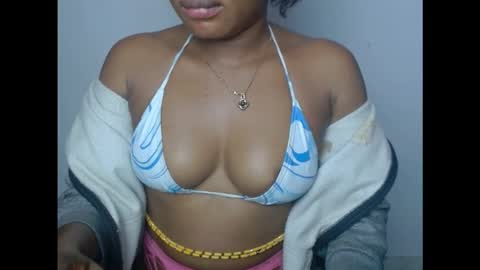 Snapshot of kinkyxxnasty chatting on 10.31.25 kinkyxxnasty online show from 10.31.25