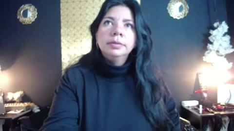 Snapshot of kinkyy_mom chatting on 05.04.26 kinkyy_mom online show from 05.04.26