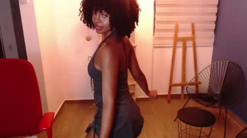 Snapshot of kintsugim chatting on 10.28.25 kintsugi online show from 10.28.25