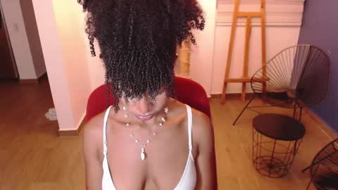 Snapshot of kintsugim chatting on 11.05.25 kintsugi online show from 11.05.25