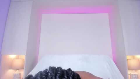 Snapshot of kiomarabaker chatting on 10.22.25 M A R A online show from 10.22.25