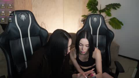 Sweet girls online show from 03.11.26