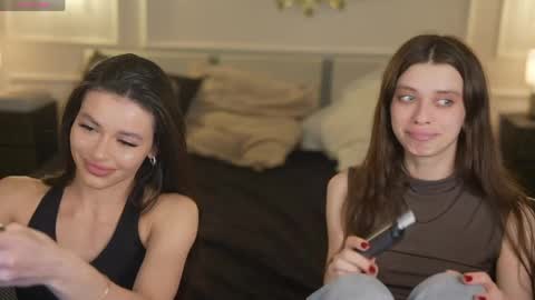 Sweet girls online show from 04.14.26