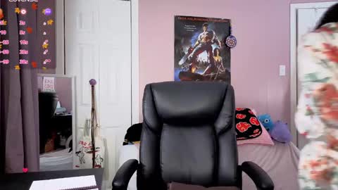 Kira21 13 online show from 11.17.25