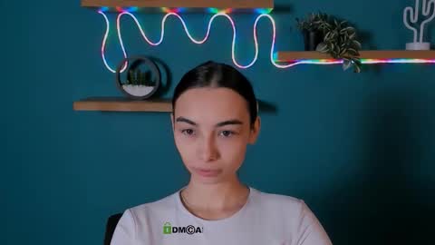 Snapshot of kira_light__ chatting on 10.21.25 kira_light__ online show from 10.21.25