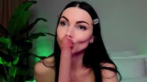 Kira and friends online show from 03.11.26