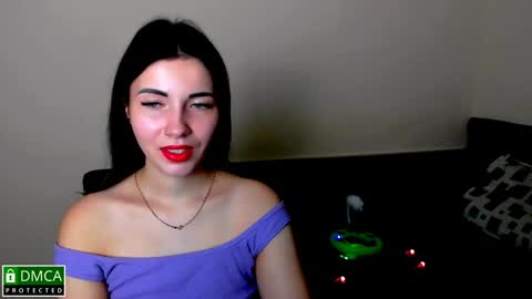 Snapshot of kira_moon_1 chatting on 12.06.24 Kira online show from 12.06.24