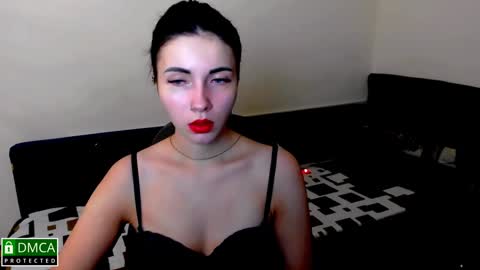 Snapshot of kira_moon_1 chatting on 12.07.24 Kira online show from 12.07.24