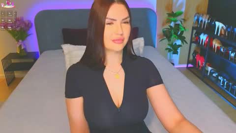 Kira online show from 03.12.26