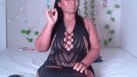 kira-squir online show from 09.14.25