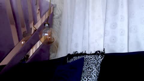 Snapshot of kiraawild chatting on 11.14.25 kiraawild online show from 11.14.25