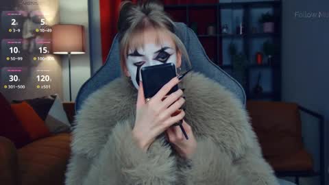 Kira online show from 04.02.26