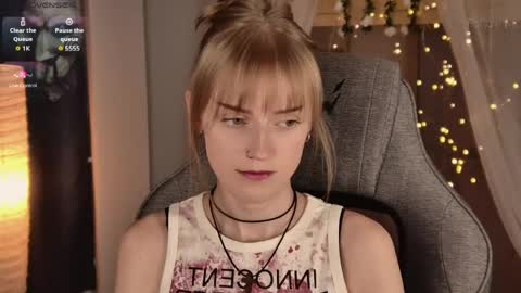 Kira online show from 04.22.26