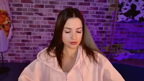 kiravair online show from 11.22.25