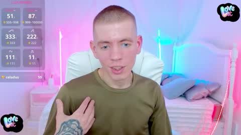 Snapshot of kireev_ chatting on 10.10.25 online show from 10.10.25