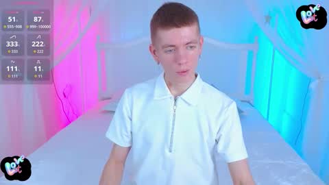 Snapshot of kireev_ chatting on 02.21.26 online show from 02.21.26