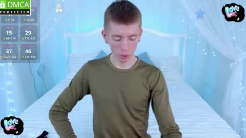 Snapshot of kireev_ chatting on 02.25.26 online show from 02.25.26