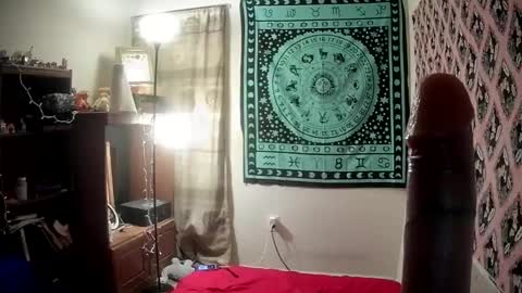 Kirra Rune online show from 10.07.25