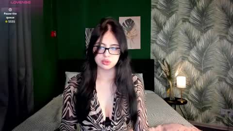 Snapshot of kisa_blaze chatting on 04.05.26 Kisa online show from 04.05.26