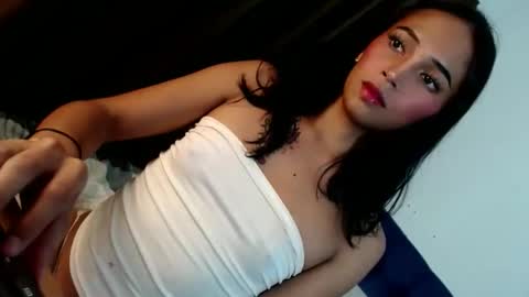 Snapshot of kishayang23 chatting on 10.22.25 kishayang23 online show from 10.22.25