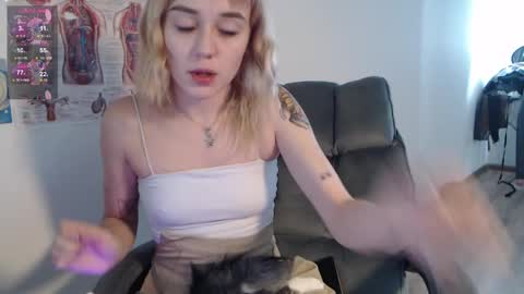 Snapshot of kisi_missi chatting on 02.09.25 Kisi online show from 02.09.25