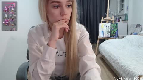 Snapshot of kisi_missi chatting on 02.26.25 Kisi online show from 02.26.25