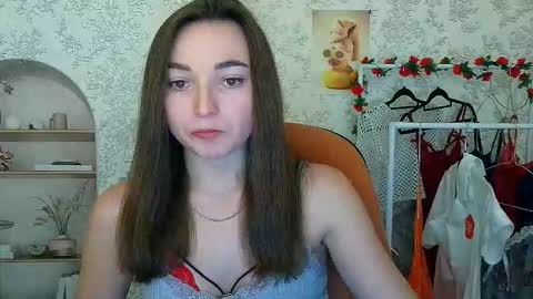 Valeria online show from 11.14.25