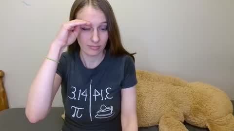 Snapshot of kissallie chatting on 04.23.26 Allie online show from 04.23.26