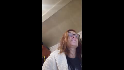 kissandvibe online show from 10.26.25