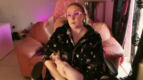 kissica online show from 02.08.25