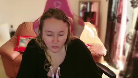 kissica online show from 02.17.25