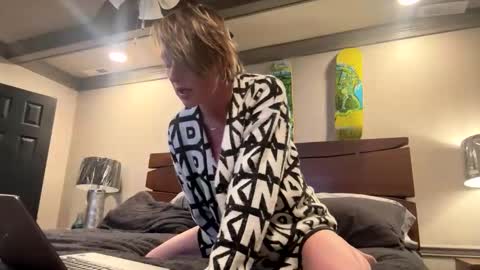 Kaitie online show from 02.04.26