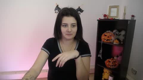 kissleoxx online show from 11.03.25