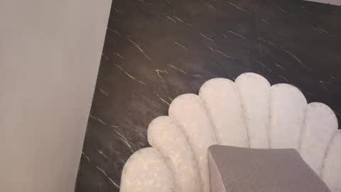 BELLA FLAME online show from 04.21.26