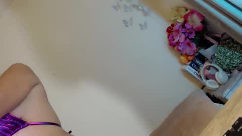 Saint Onicka online show from 12.14.24