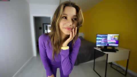 Snapshot of kissmesloww chatting on 10.07.25 Snezhana online show from 10.07.25