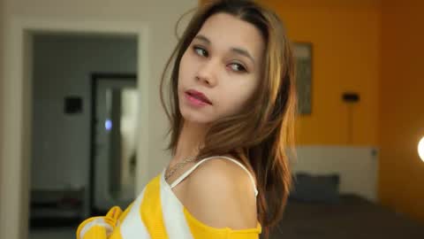 Snapshot of kissmesloww chatting on 10.10.25 Snezhana online show from 10.10.25