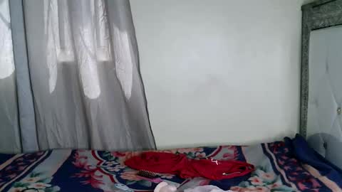 Snapshot of kisssmiles chatting on 10.21.25 kisssmiles online show from 10.21.25