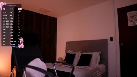    online show from 02.10.25