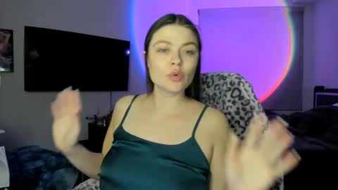 Snapshot of kitsuneserina77 chatting on 01.26.25 Serina Chan online show from 01.26.25