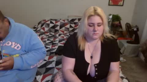 Kitten and rebellious online show from 01.23.25