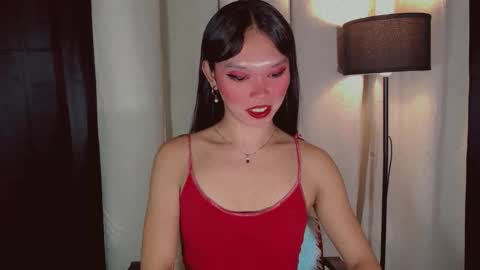 Snapshot of kitteylovesyou chatting on 10.05.25 KITTY online show from 10.05.25