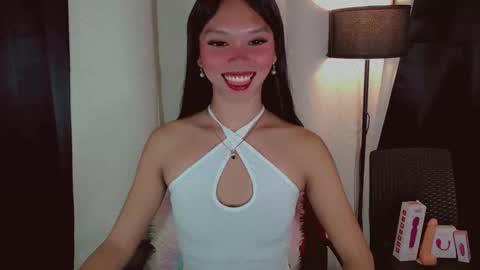 Snapshot of kitteylovesyou chatting on 10.22.25 KITTY online show from 10.22.25